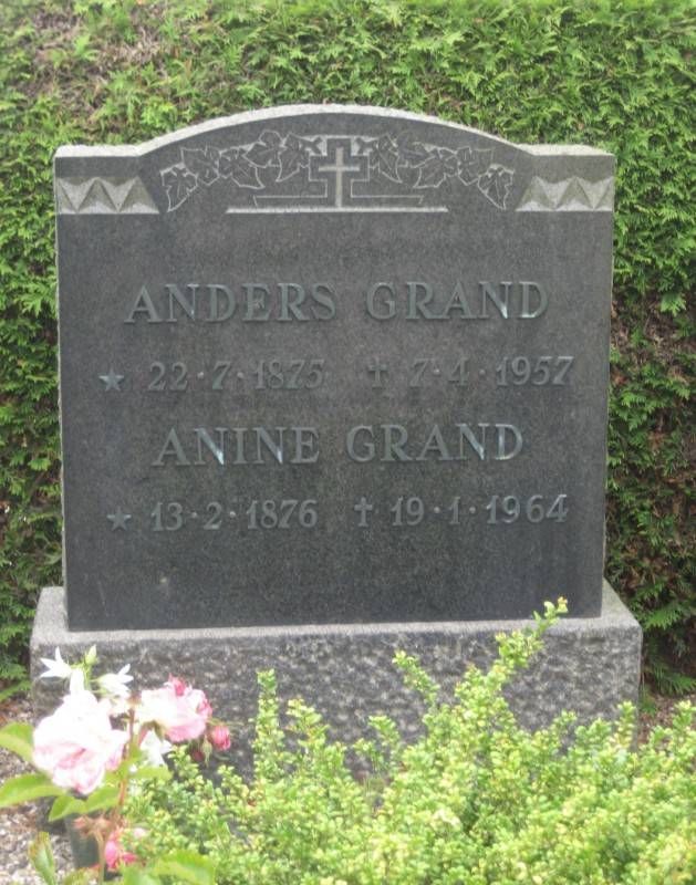 Anine Grand.jpg
